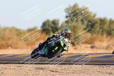 media/Dec-07-2024-CVMA (Sat) [[21c5f1ef85]]/Race 11-Amateur Supersport Open/